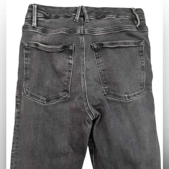 Good American Good Classic Boot Cut Jeans in Black Dark Gray Size 6/28 Raw Hem - Picture 4 of 6